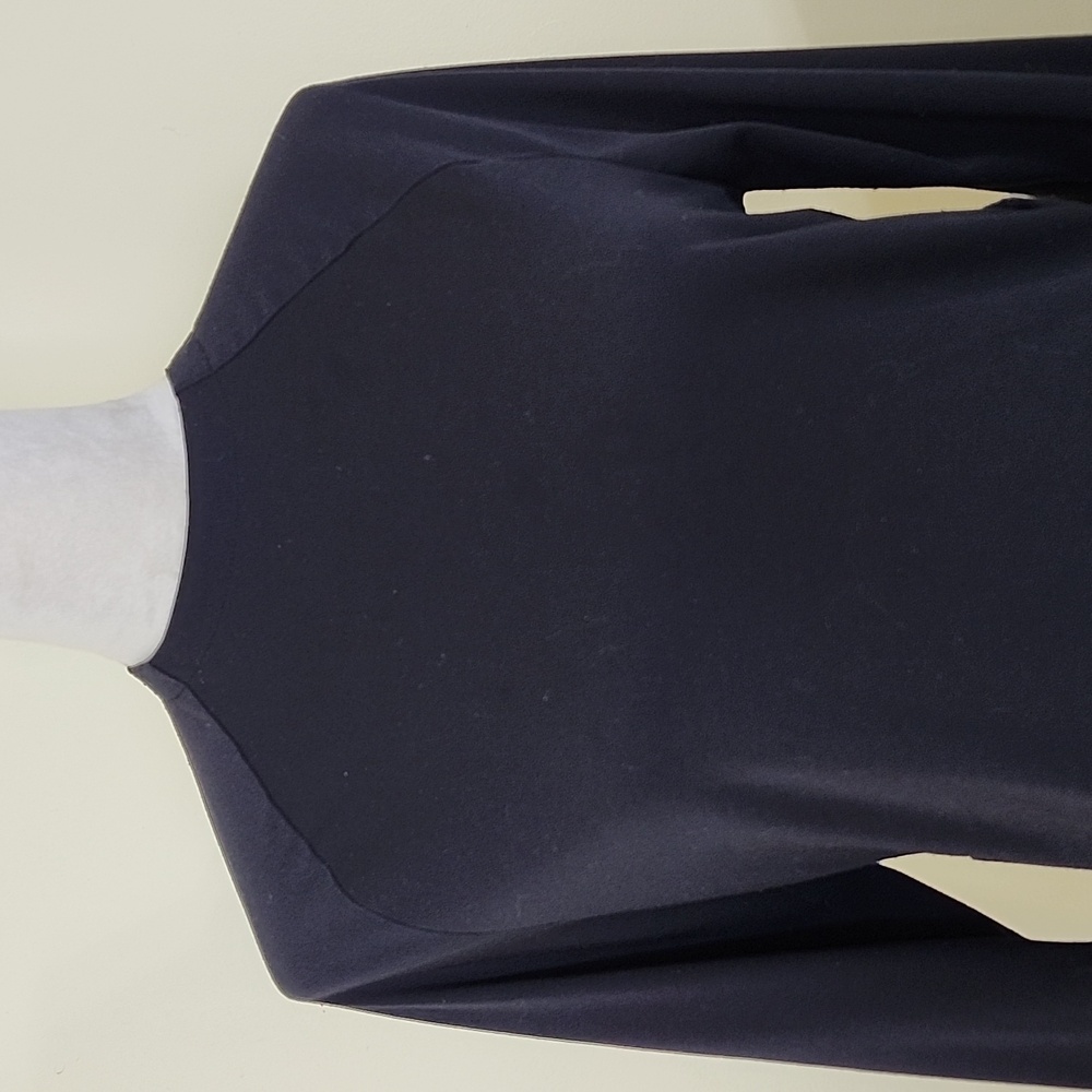 Gymshark Women's Black Running/Workout Long Sleeve Asymmetrical Shirt, Size Med